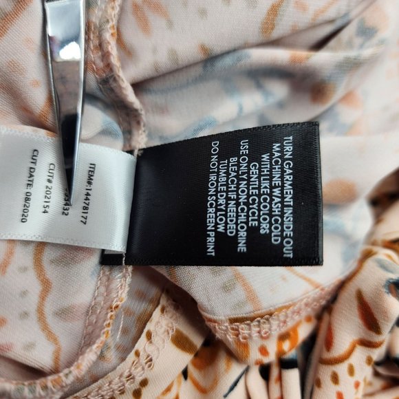 Torrid Women Size 1 / 1X  Faux Wrap Dress Pockets Orange Blue Floral Print - Picture 10 of 10